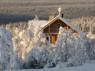 Friedliches Blockhausambiente