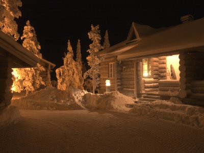 Blockhaus im Abendlicht