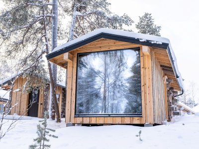 Chalet avec de grande baie vitrée !