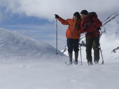 Qu'est-ce qu'on voit au loin là bas ?