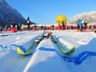 Ski in waiting position for the start