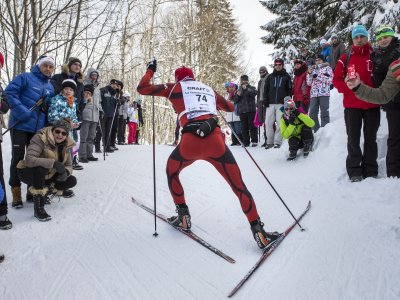 Fan support at the ascent