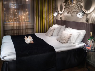 Chambre double au décor moderne et chaleureux