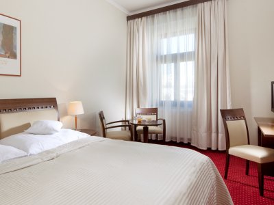 Double rooms also with seperated beds