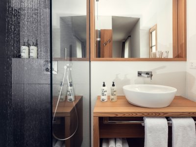 ...und moderner Einrichtung