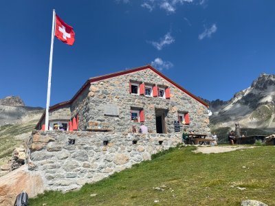 Es-cha Hütte SAC