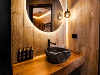 Alle mit Bad und Dusche