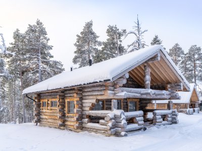Log Cabins in Nellim
