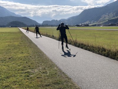 Rollski-Training in autofreiem Gelände